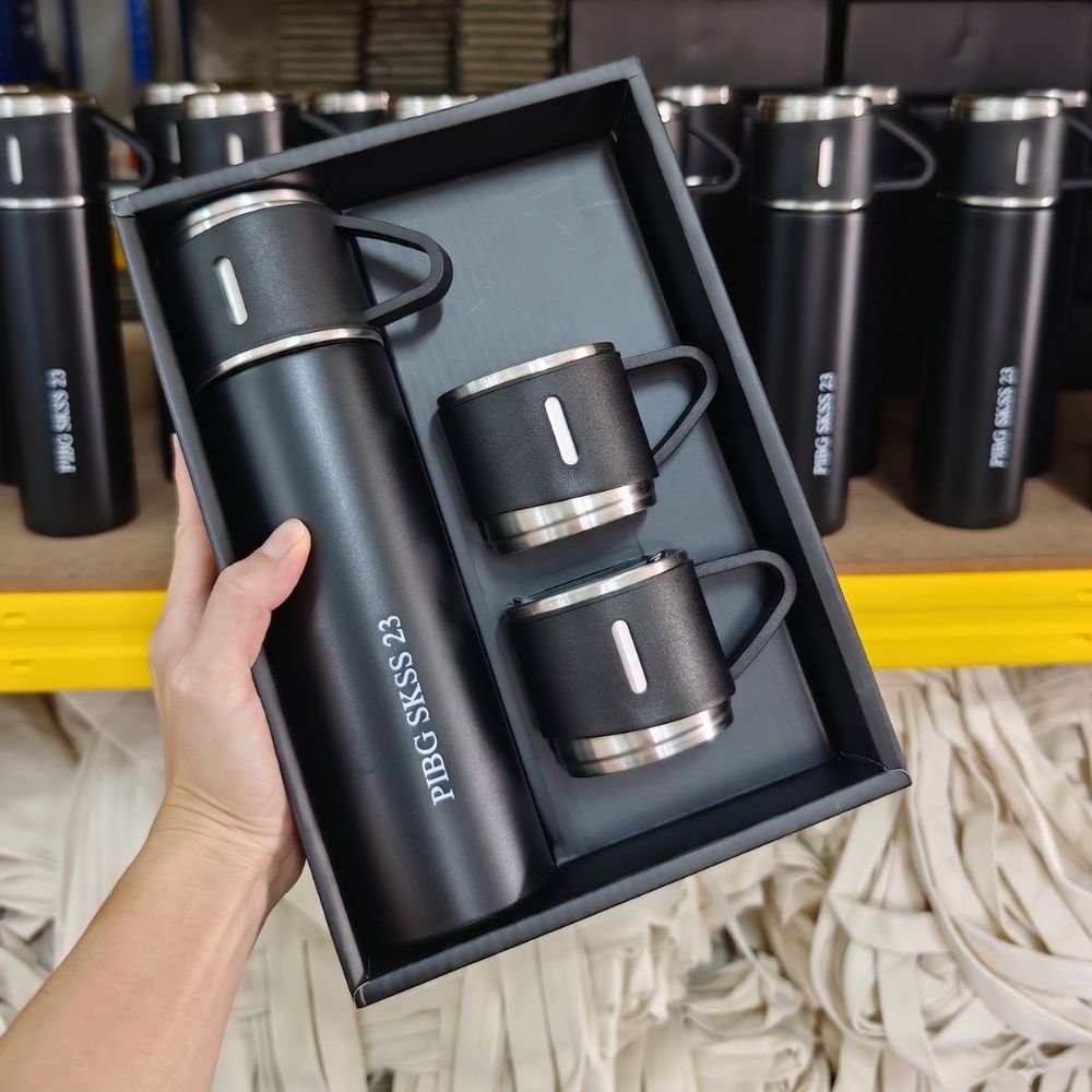 Custom tumbler gift set with two cups and company logo for corporate gifts